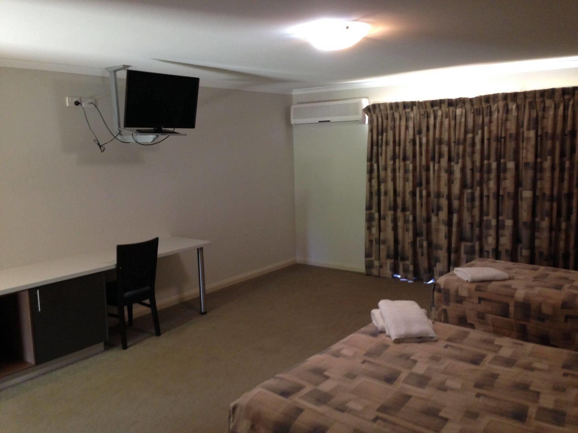Coro Club Motel Griffith Dış mekan fotoğraf