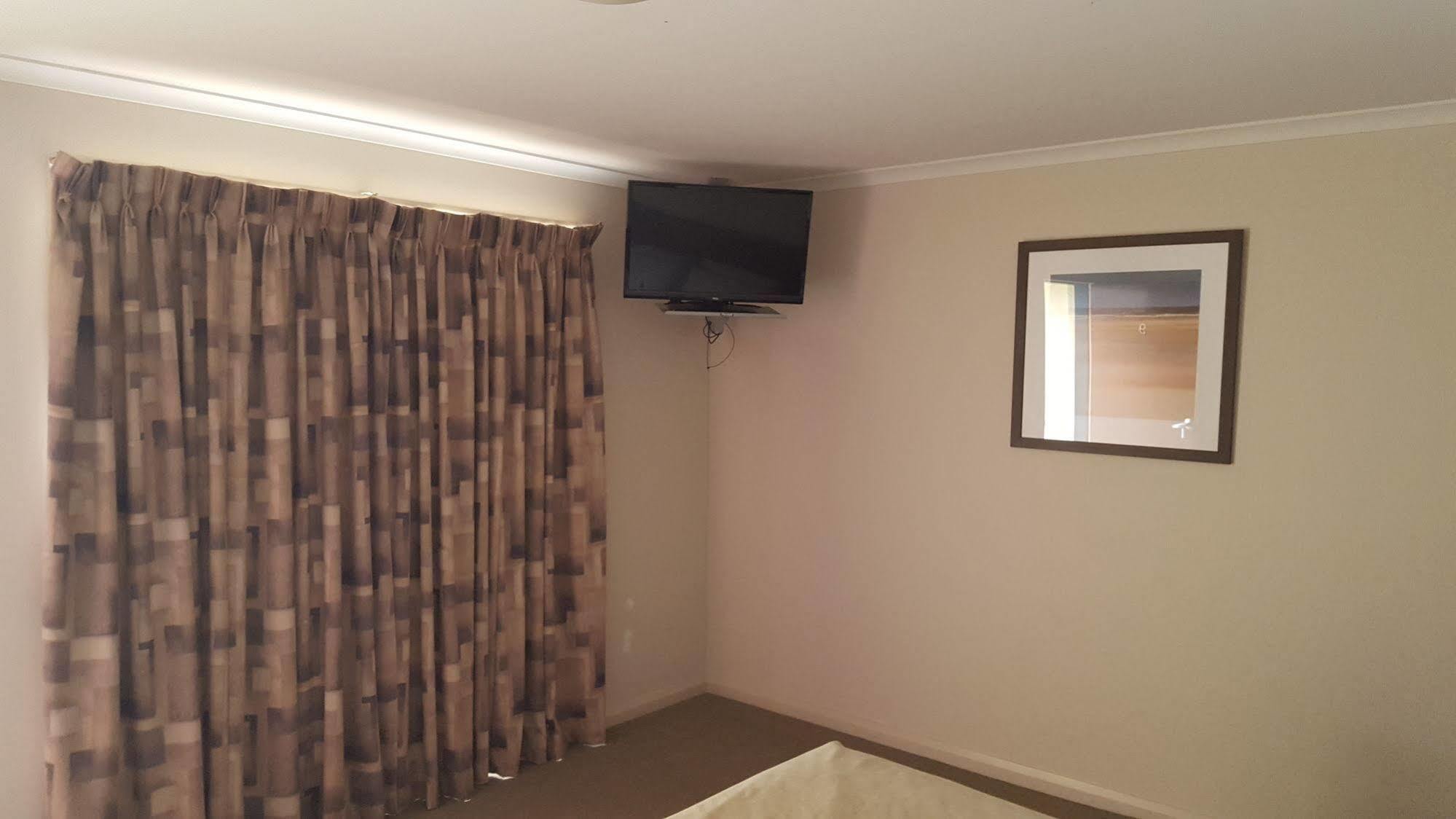 Coro Club Motel Griffith Dış mekan fotoğraf